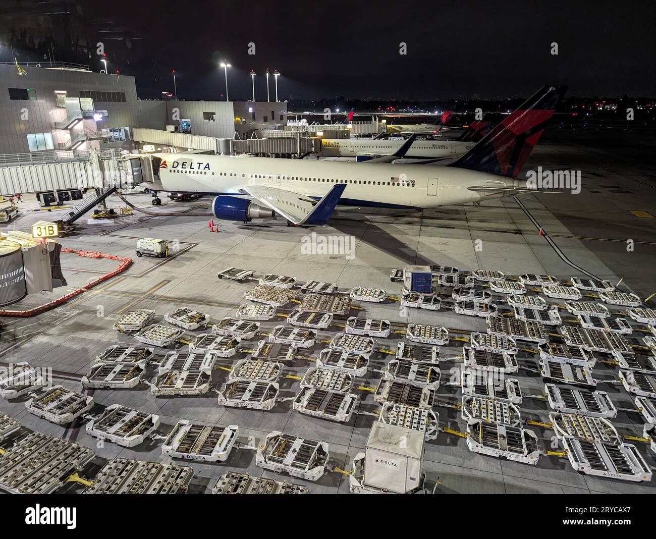 Journey carts hires stock photography and images Alamy