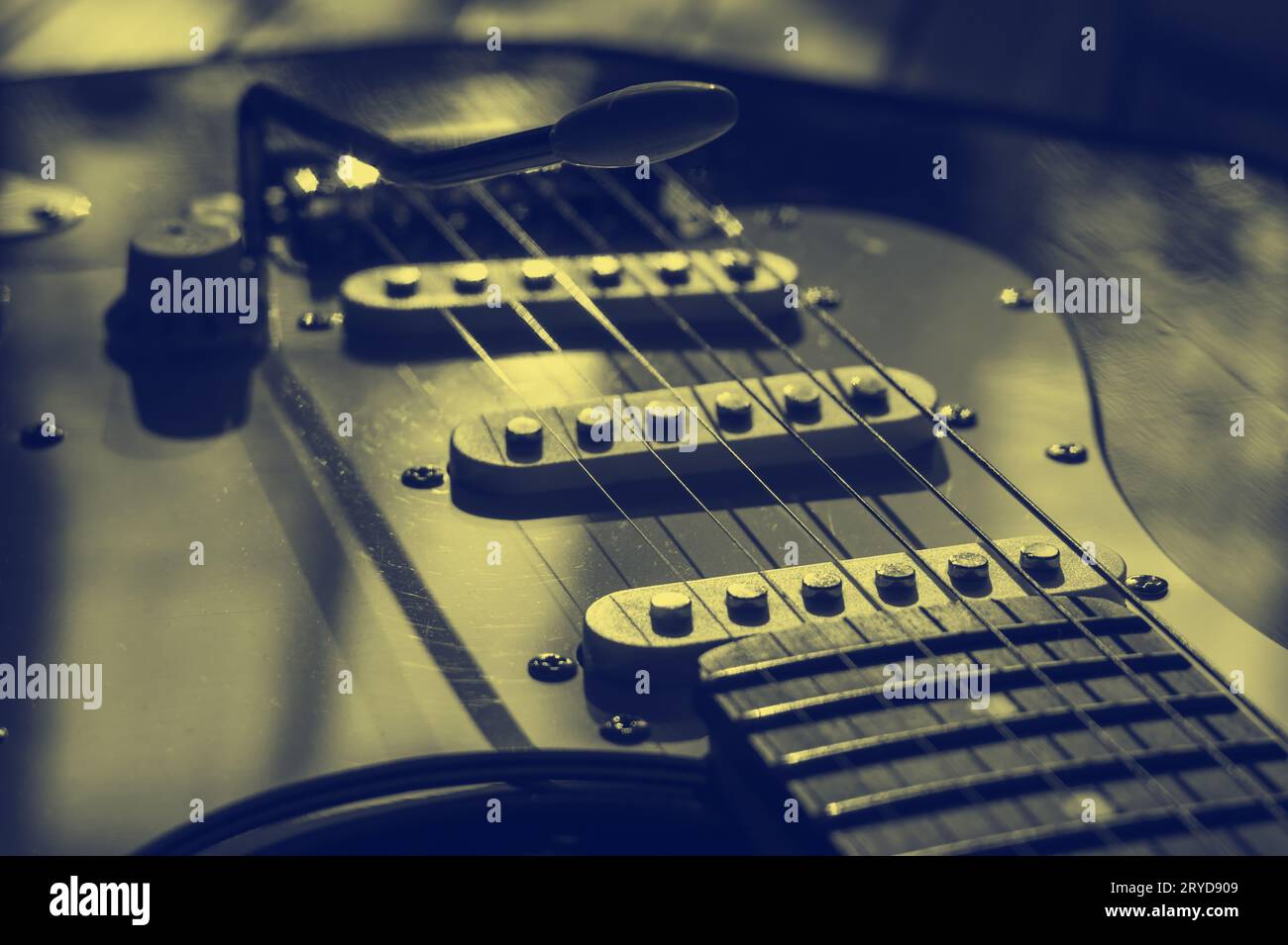 Vintage guitar hires stock photography and images Alamy