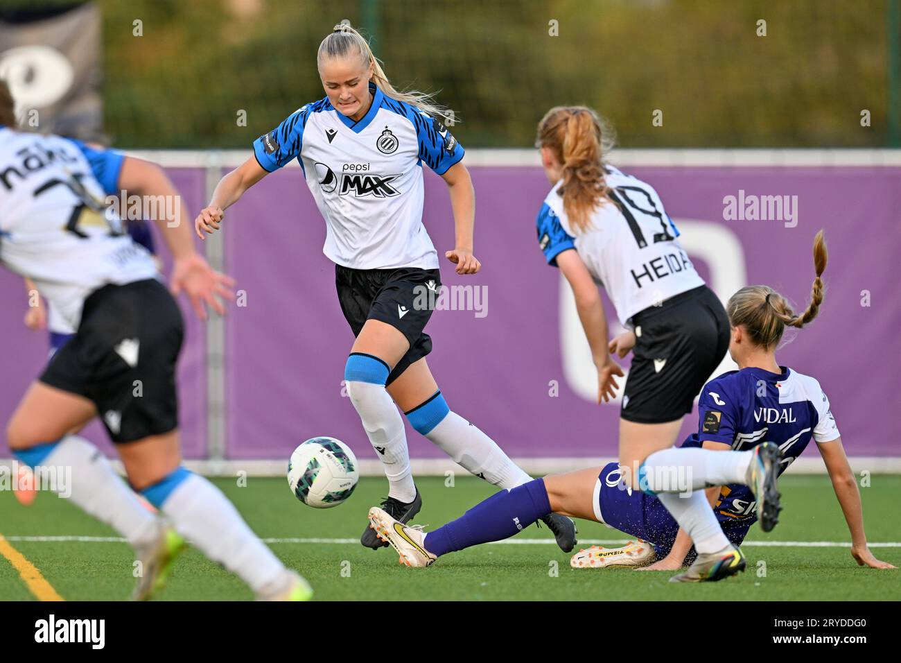 Anderlecht, Belgium. 30th Sep, 2023. Hanna Stenberg (9) of Club YLA ...