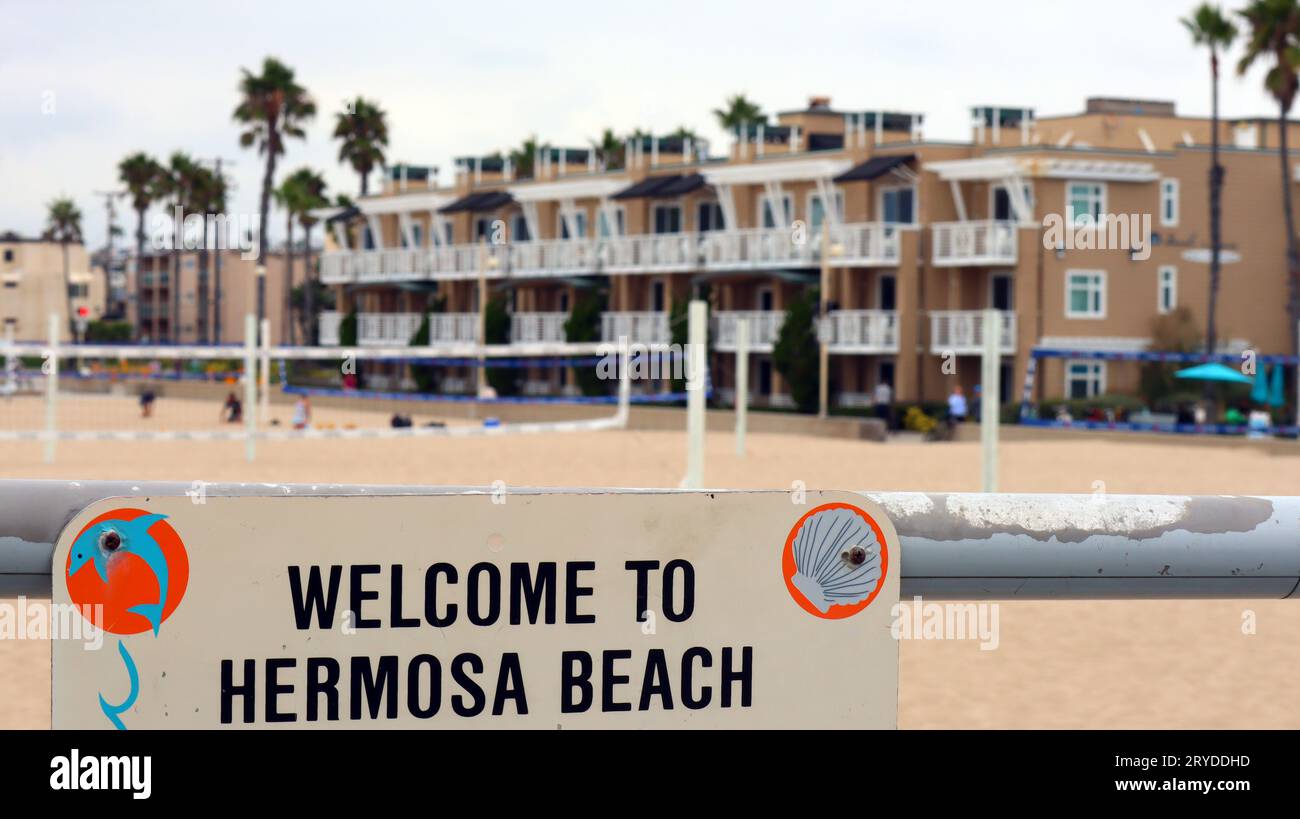 Hermosa Beach (LA County), California: Welcome to Hermosa Beach sign at ...