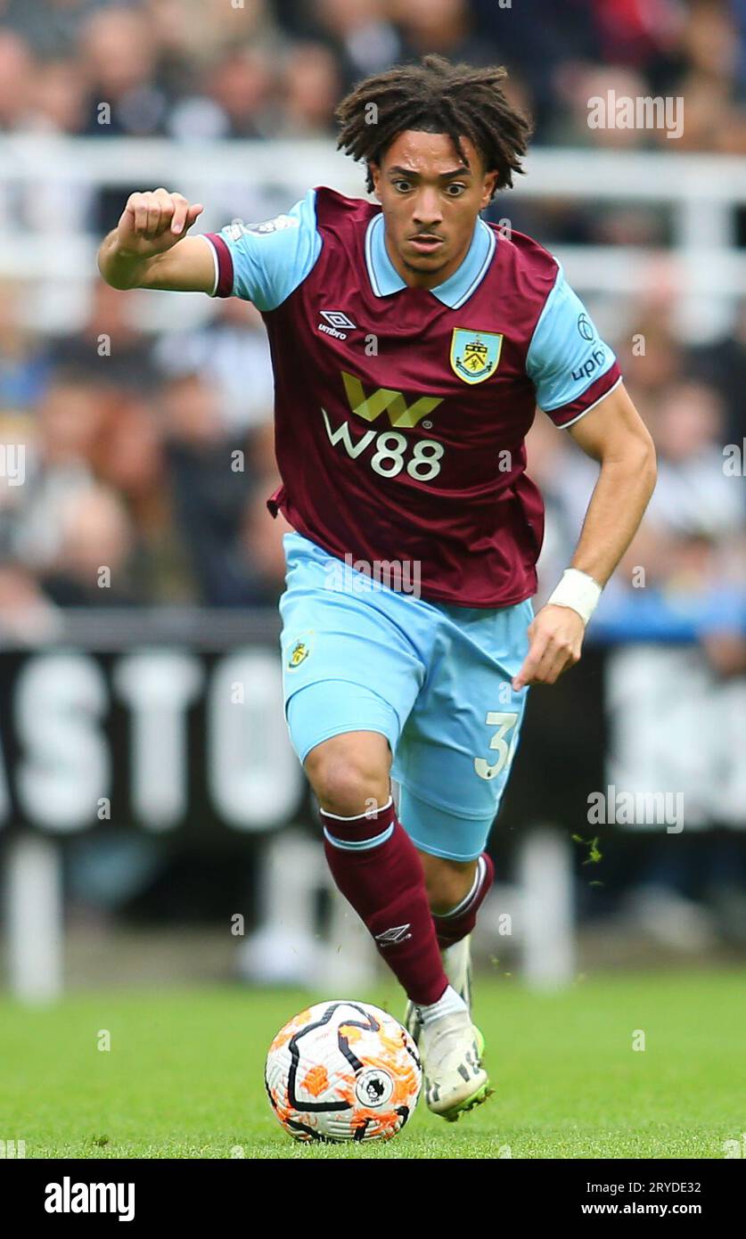 Luca Koleosho's first words as Burnley player as contract length revealed  for young striker - LancsLive