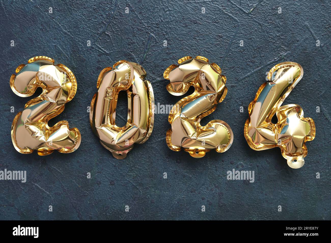 2024 Gold Luxury Balloon Helium Gas Stock Photo - Download Image Now - 2024,  Balloon, Congratulating - iStock