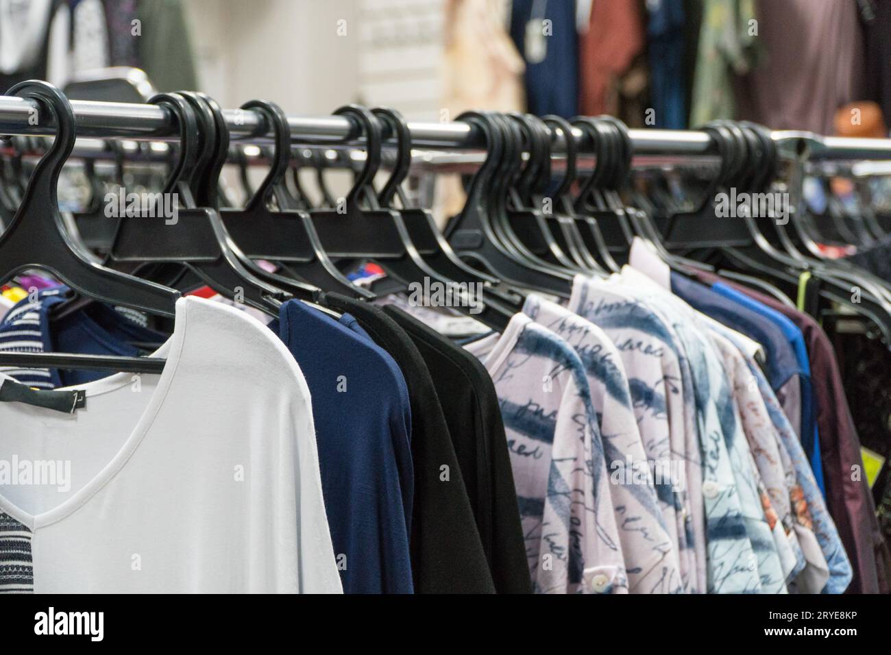 Women's clothing sale hi-res stock photography and images - Alamy