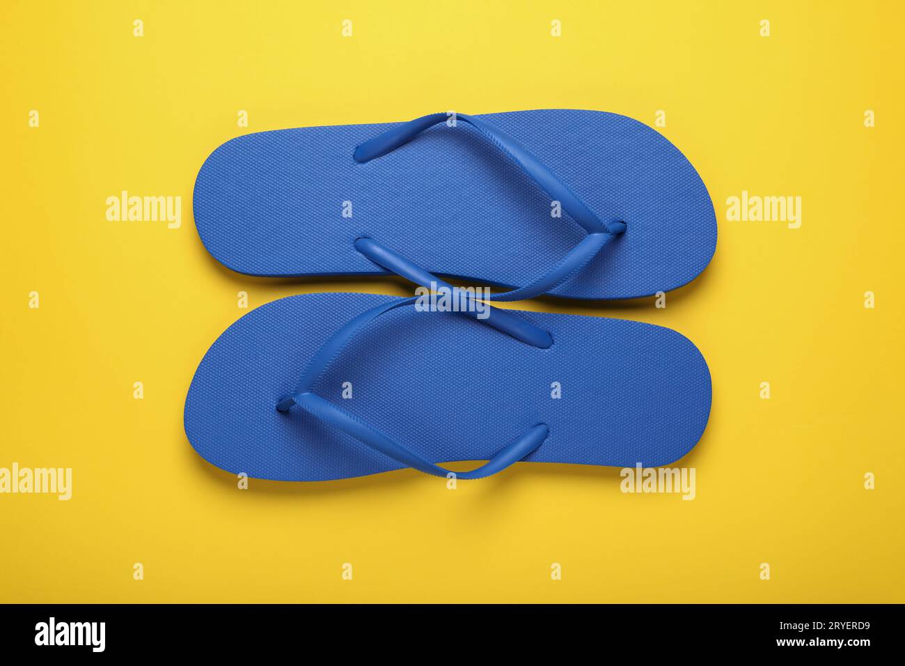 Thong sandal hi-res stock photography and images - Page 13 - Alamy