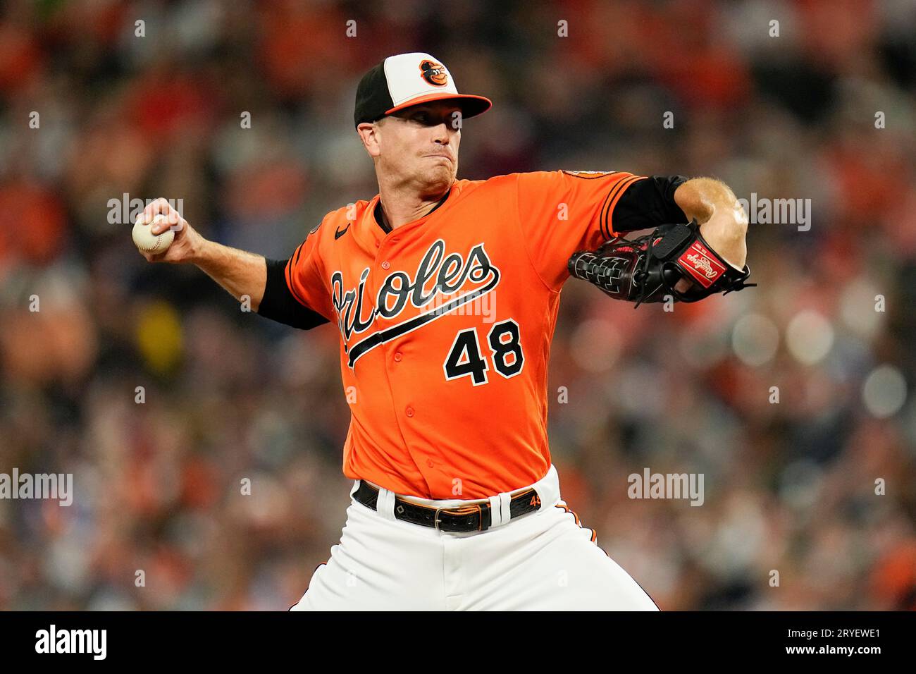 Baltimore Orioles starting pitcher Kyle Gibson throws to the Boston Red