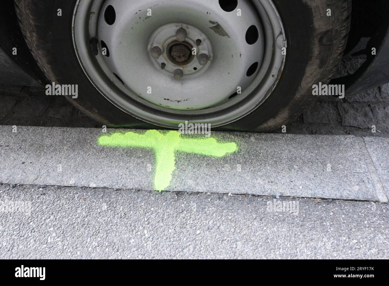 A rim the rims hi-res stock photography and images - Alamy