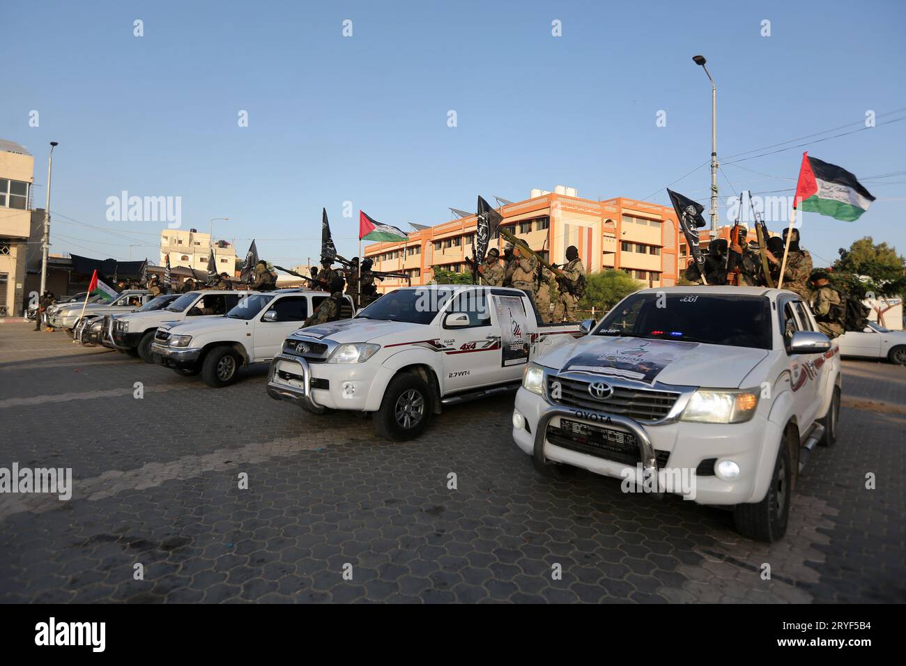 Gaza, Palestine. 29th Sep, 2023. Armed members of the Nasser Salah al-Din Brigades, participate during an anti-Israel military parade in Khan Younis, south of the Gaza Strip. Credit: SOPA Images Limited/Alamy Live News Stock Photo