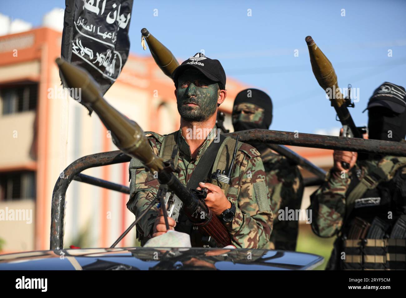 Gaza, Palestine. 29th Sep, 2023. Fighters from the Al-Nasser Salah al-Din Brigades carry RPGs, during an anti-Israel military parade in Khan Yunis in the southern Gaza Strip. Credit: SOPA Images Limited/Alamy Live News Stock Photo