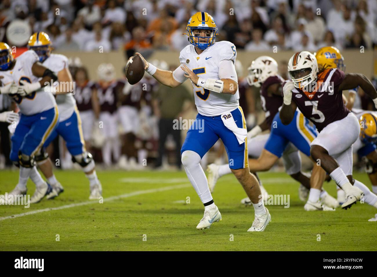 Lane Stadium Blacksburg, VA, USA. 30th Sep, 2023. Pittsburgh Panthers