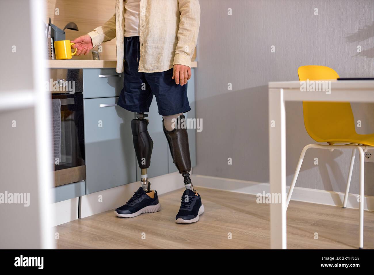 Walking leg pain home hi-res stock photography and images - Alamy