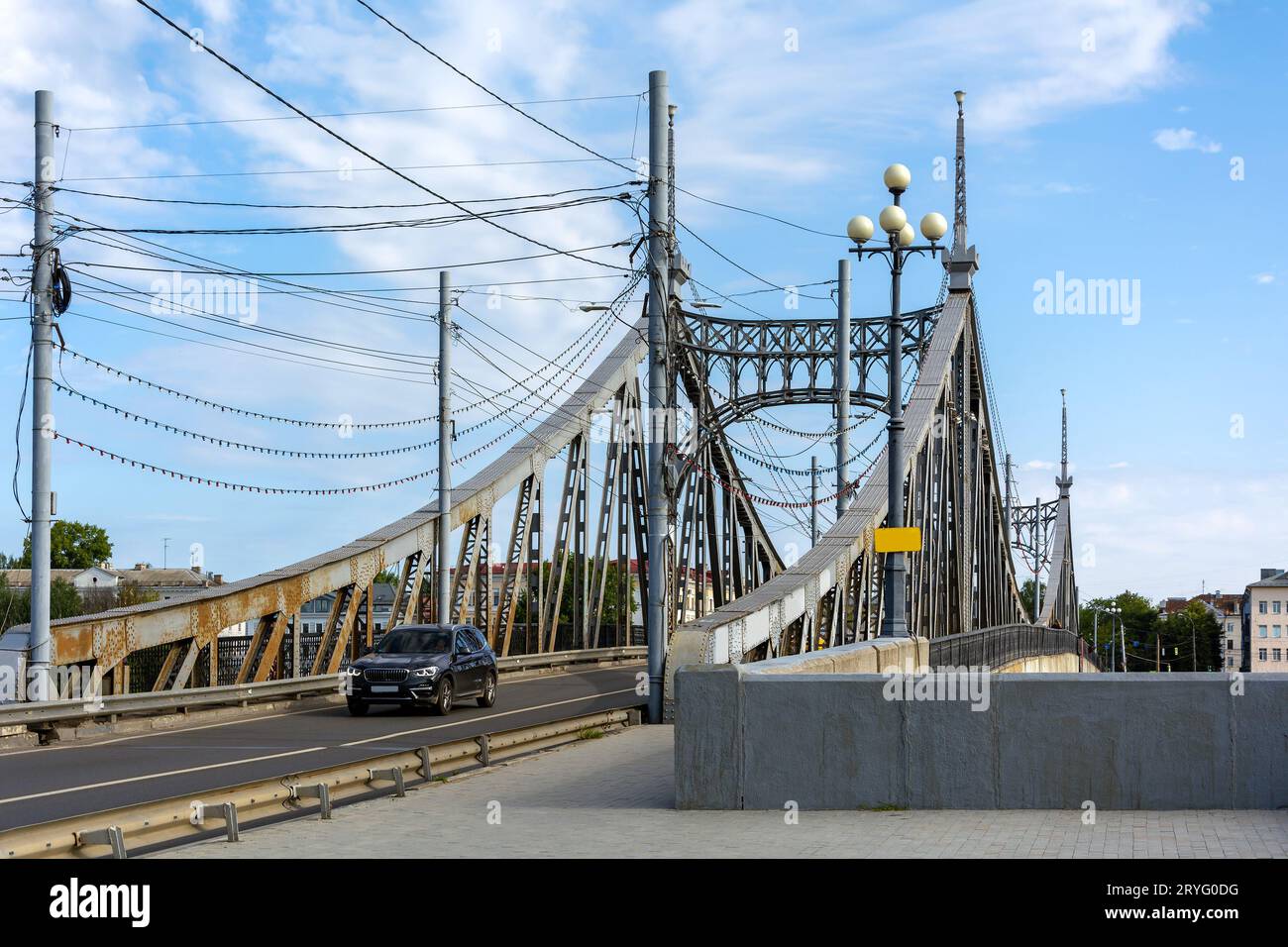 Tver, view of the Old Volga Bridge from the Mikhail Yaroslavich embankment Stock Photo