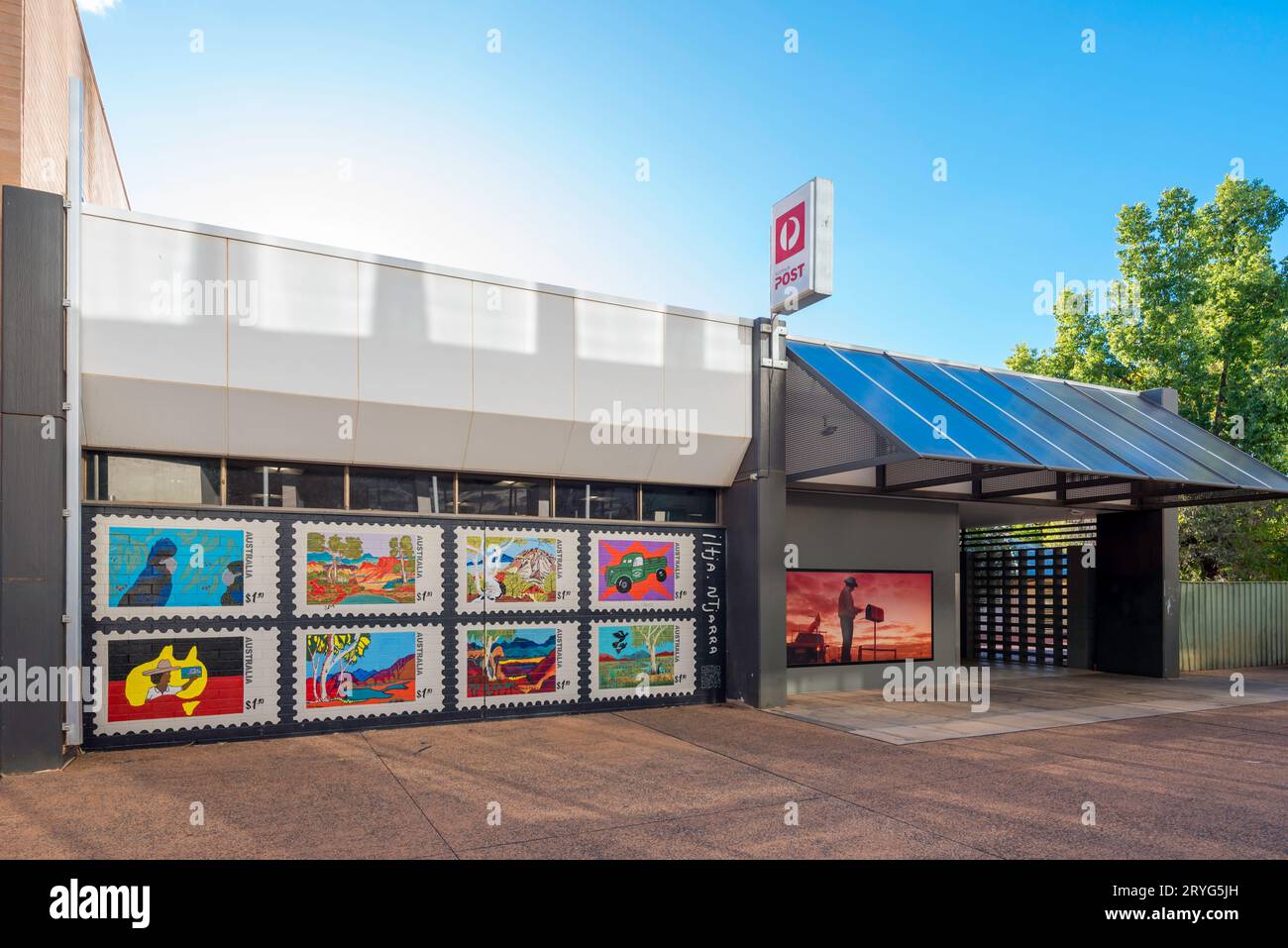 The Australia Post, Post Office in Alice Springs (Mparntwe) Stock Photo