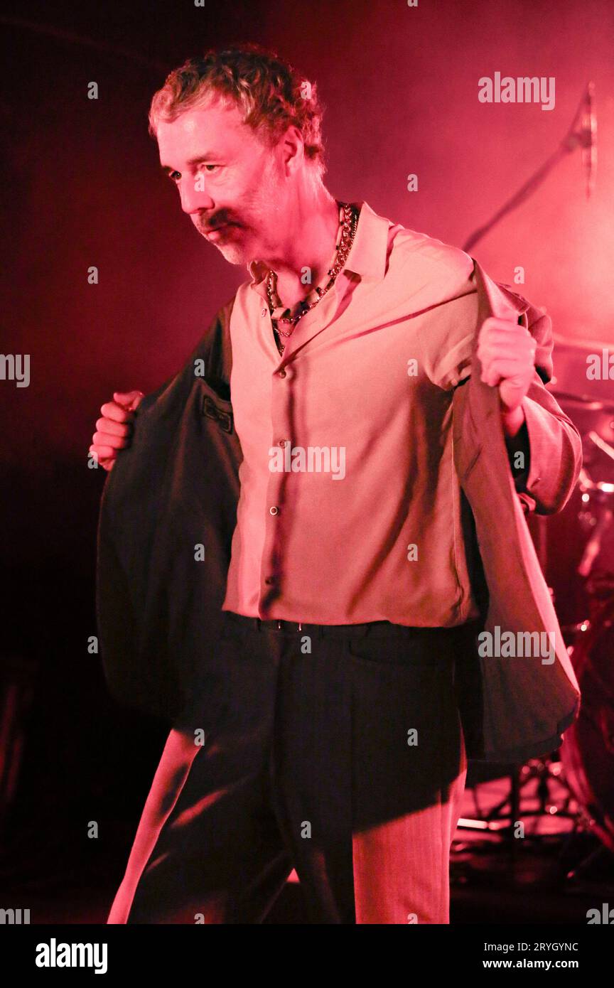 Baxter Dury live im Luxor. Köln, 30.09.2023 *** Baxter Dury live at