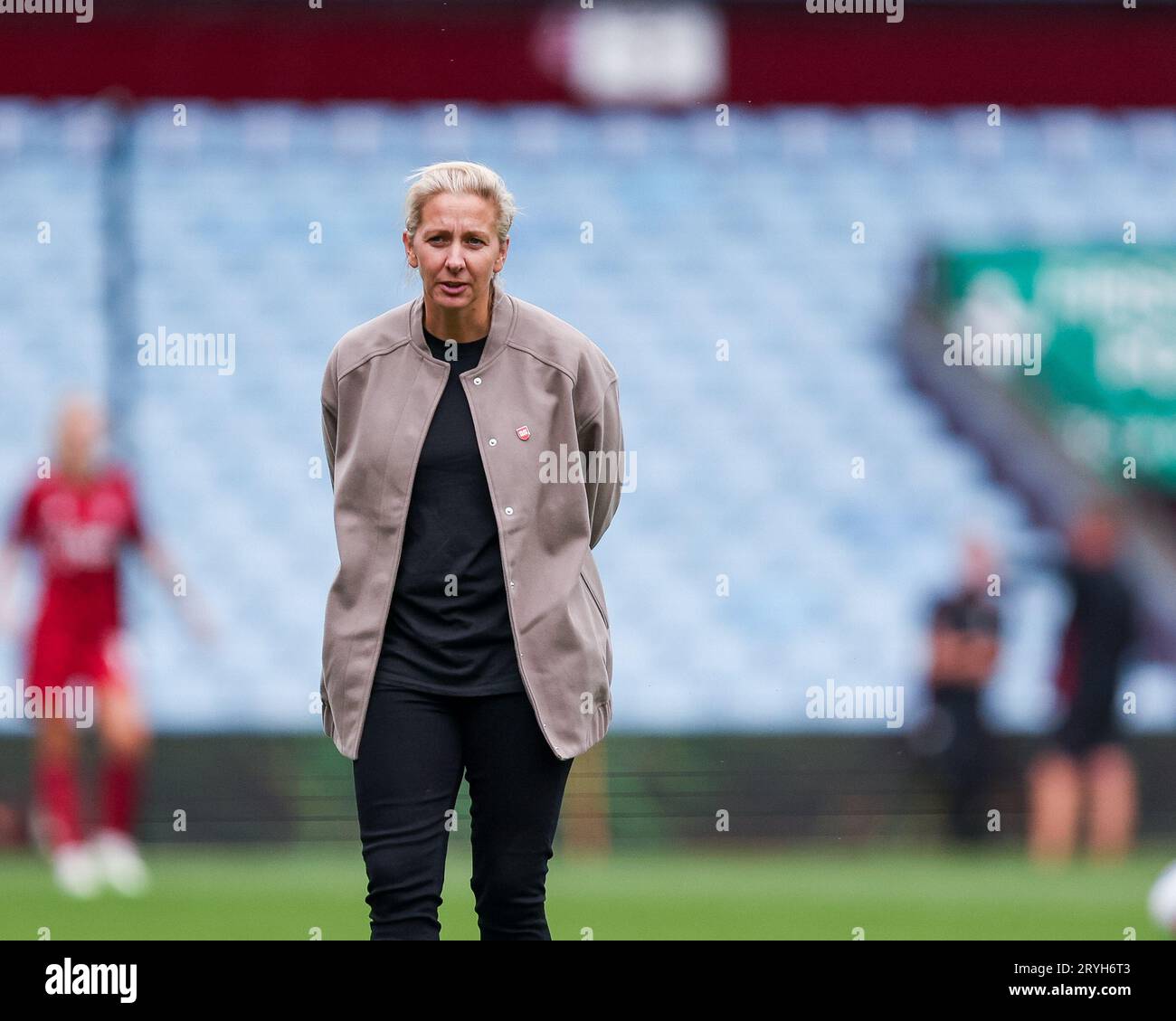 Birmingham, UK. 01st Oct, 2023. Aston Villa's manager, Carla Ward during the FA Women's Super League 1 match between Aston Villa Women and Manchester United Women at Villa Park, Birmingham, England on 1 October 2023. Photo by Stuart Leggett. Editorial use only, license required for commercial use. No use in betting, games or a single club/league/player publications. Credit: UK Sports Pics Ltd/Alamy Live News Stock Photo