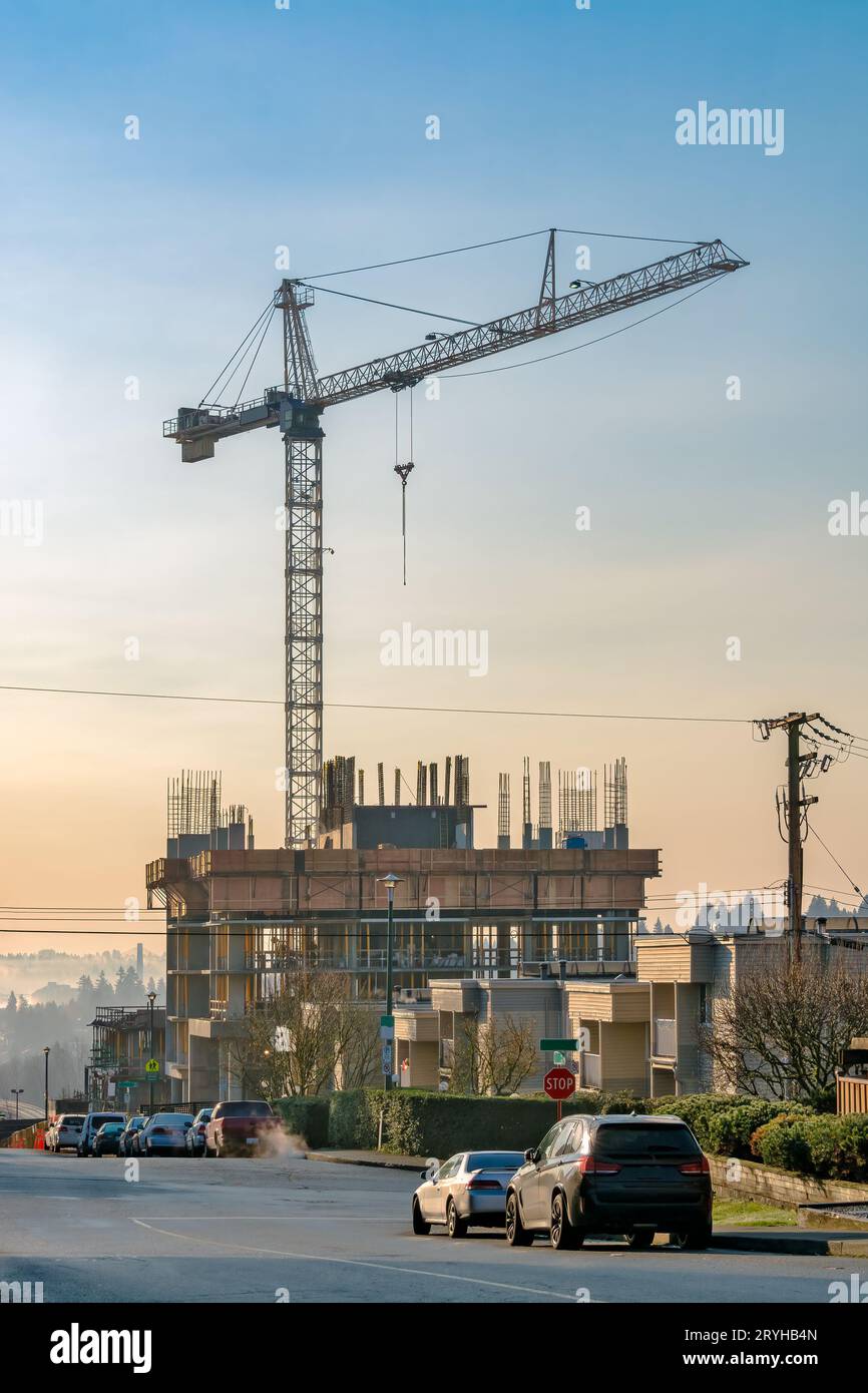 High rise building under construction hi-res stock photography and 