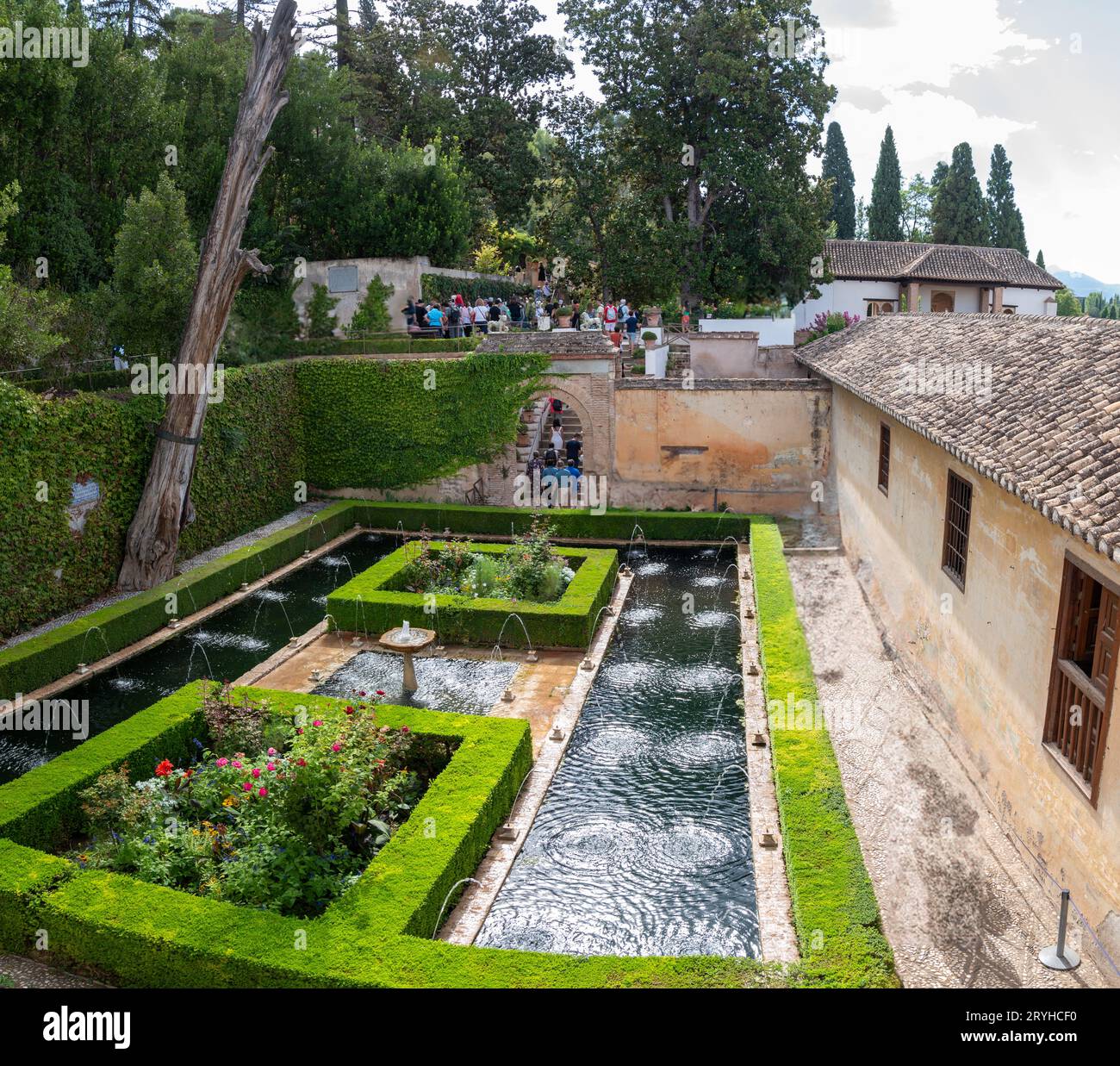 Patio de la Sultana of the Almunia Palace in the Generalife with ...