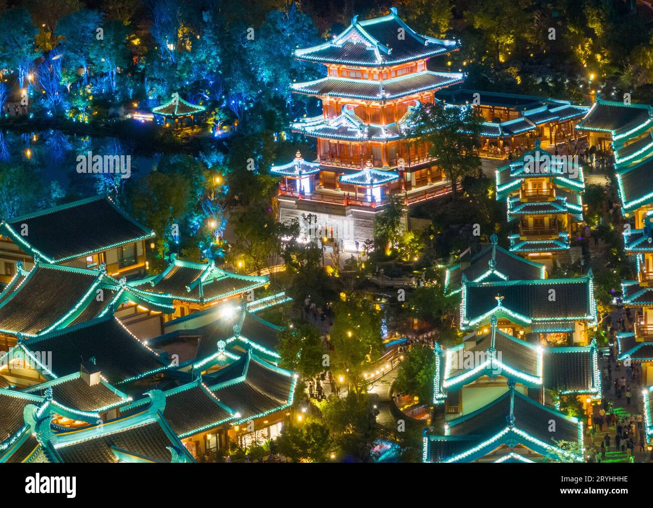 （セール）開催中 人気ブランドも続々プライス Nanjing, 1 OCTOBER - CHINA NANJING, 2023. Oct, 01st China. 文学・小説