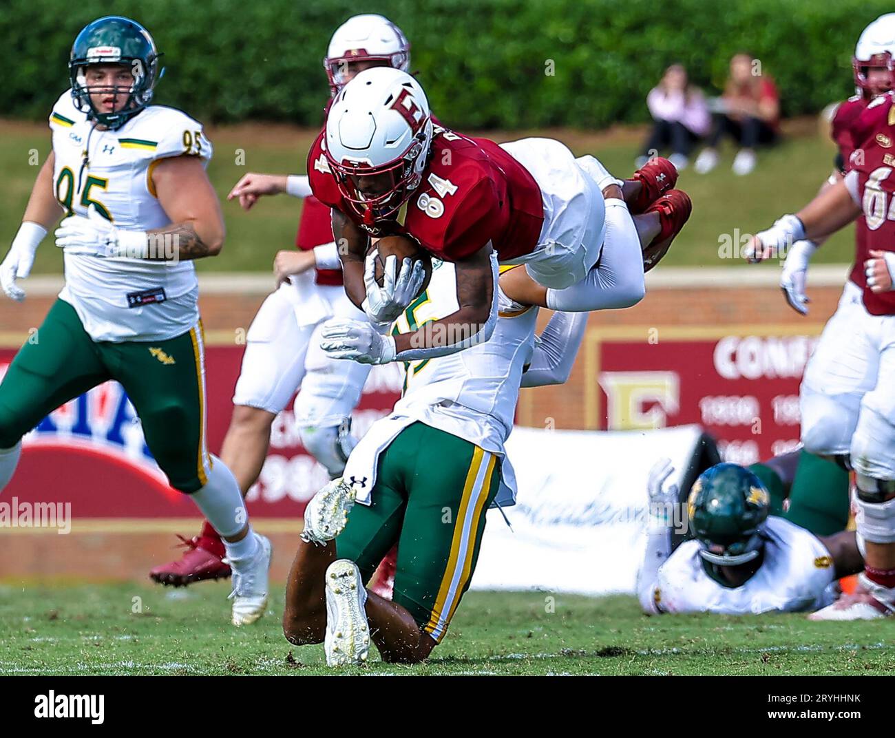 September 30, 2023: Elon University sophomore Jamarien Dalton (84) gets ...