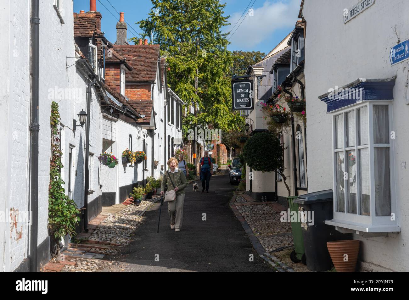 View of the narrow St Peters Street in Bishop's Waltham, historic town in Hampshire, England, UK Stock Photo