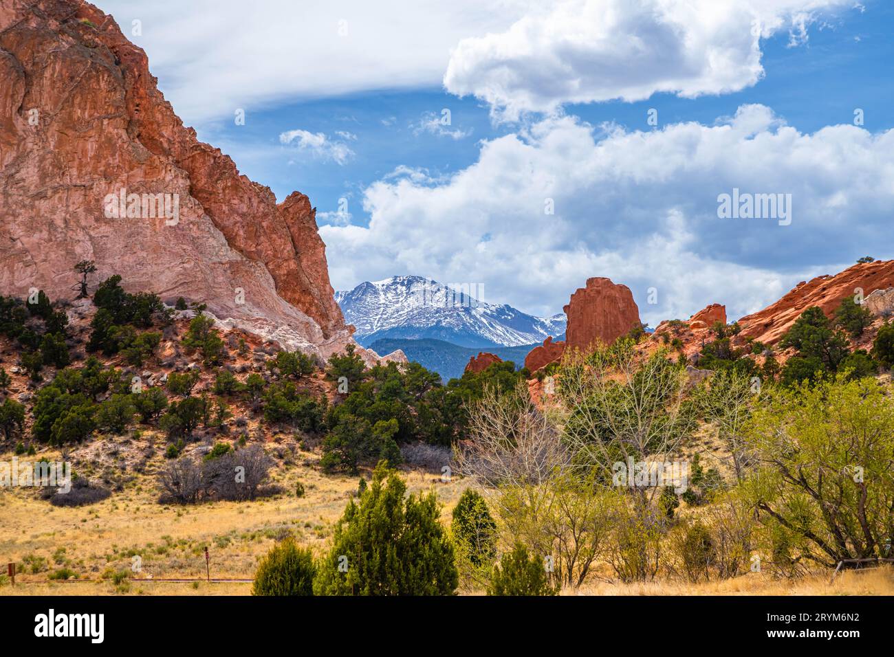 Rock and grass scenery hi-res stock photography and images - Alamy