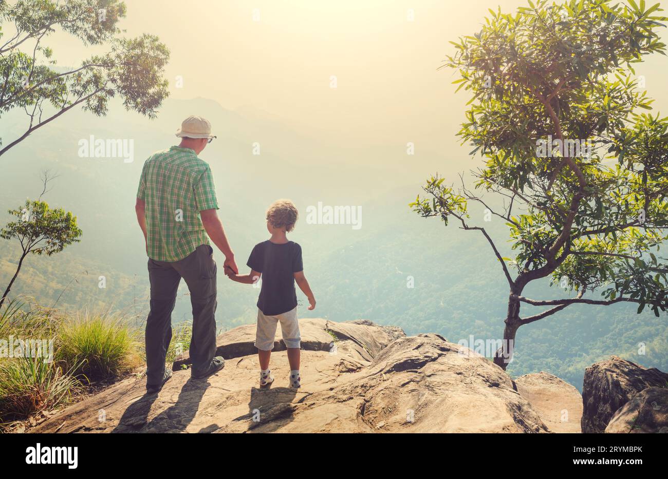 Sri lanka family holiday hi-res stock photography and images - Alamy