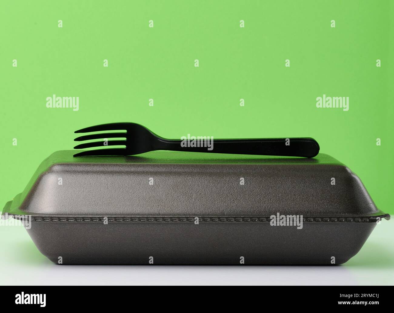 Disposable plate hires stock photography and images Alamy