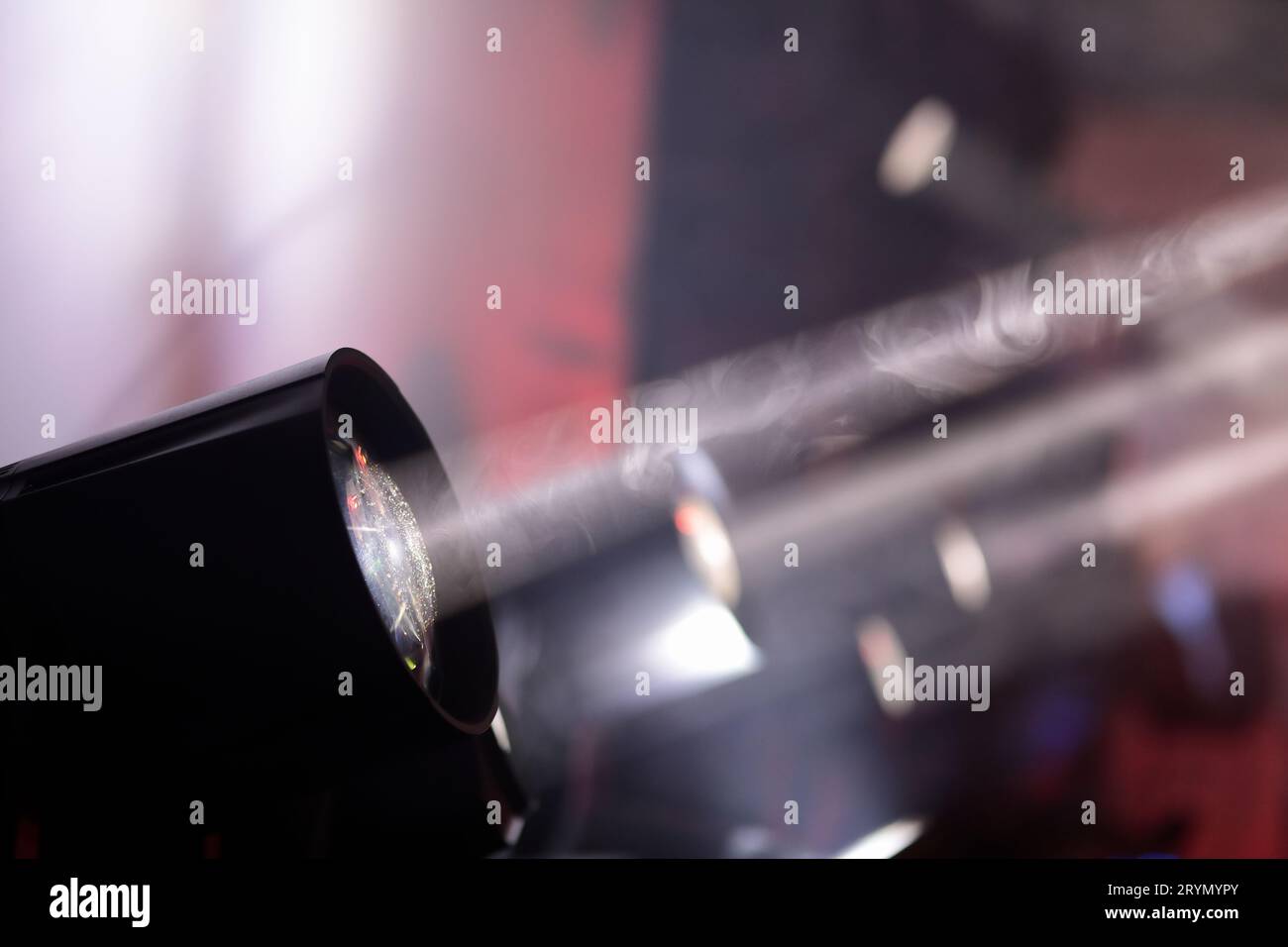 Stage white smoke spotlight hi-res stock photography and images - Alamy