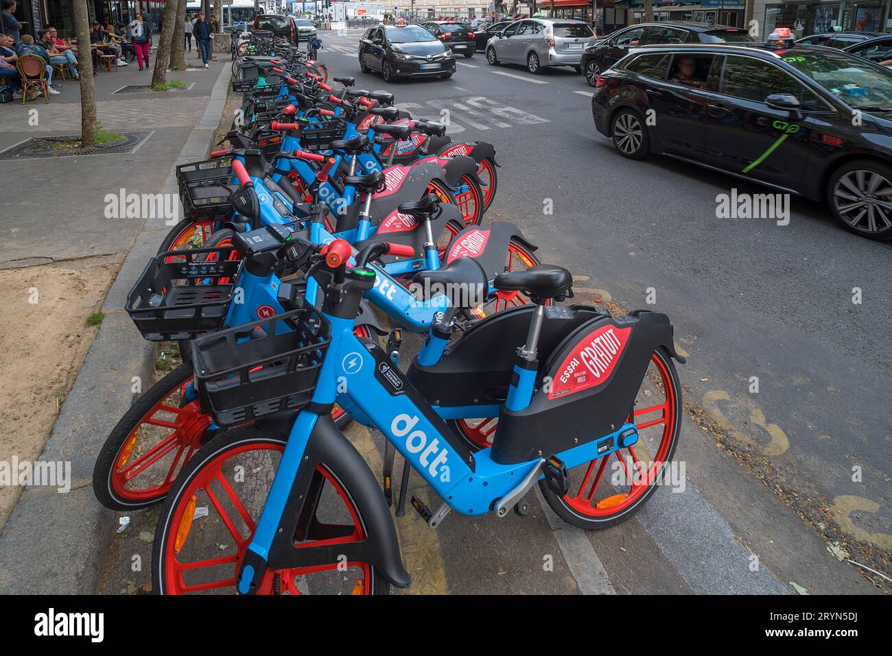City by the road rental bikes, Paris, France Stock Photo Alamy