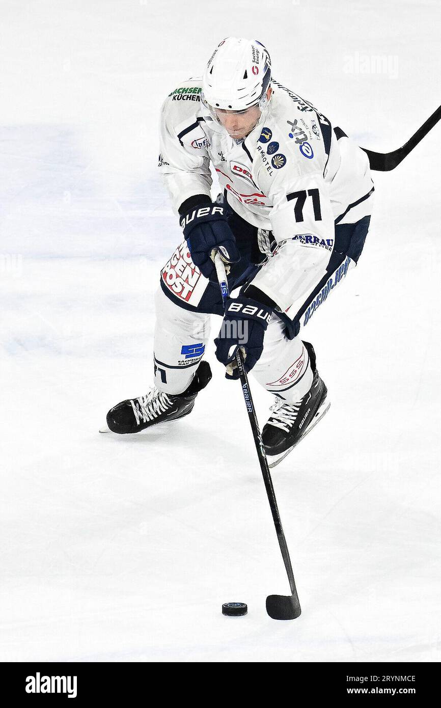 Eishockey - DEL 2: Krefeld Pinguine Vs Dresdner Eislwen M 01.10.2023