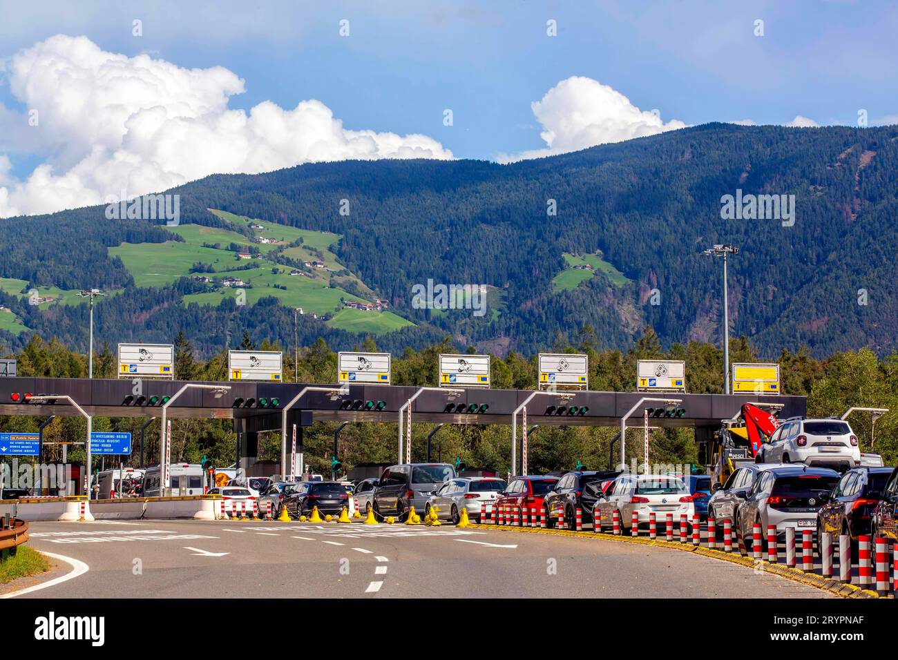Mautstelle auf der Autobahn 22 vor Brixen Südtirol Pustertal Italien