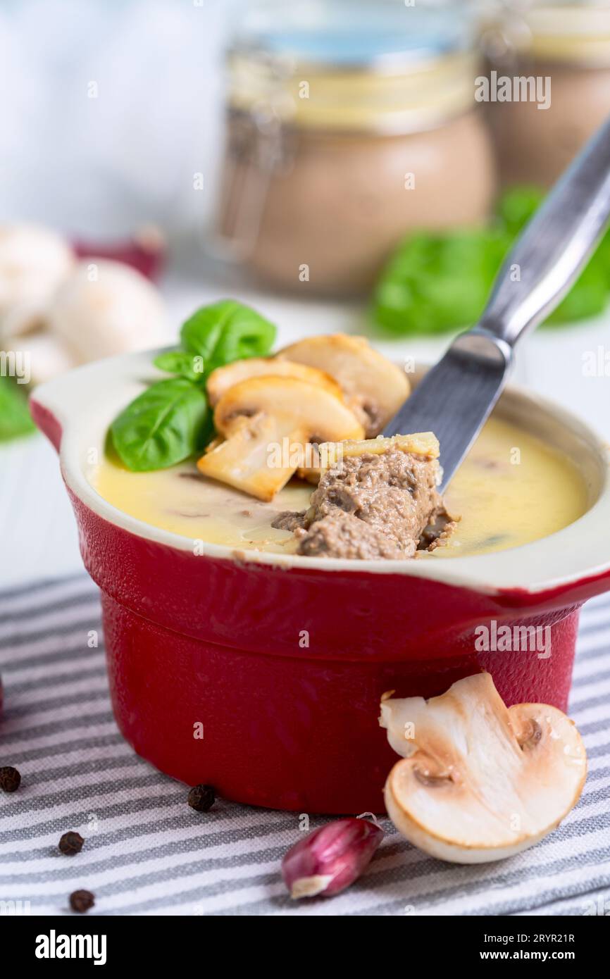 Homemade chicken liver pate with mushrooms Stock Photo - Alamy