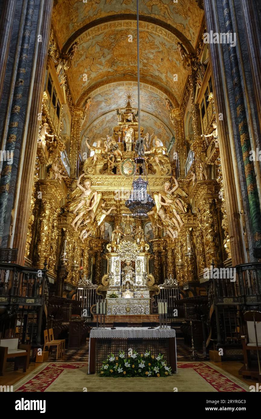 Gold Altar in the Santiago de Compostela Cathedral, Galicia, Spain Stock Photo