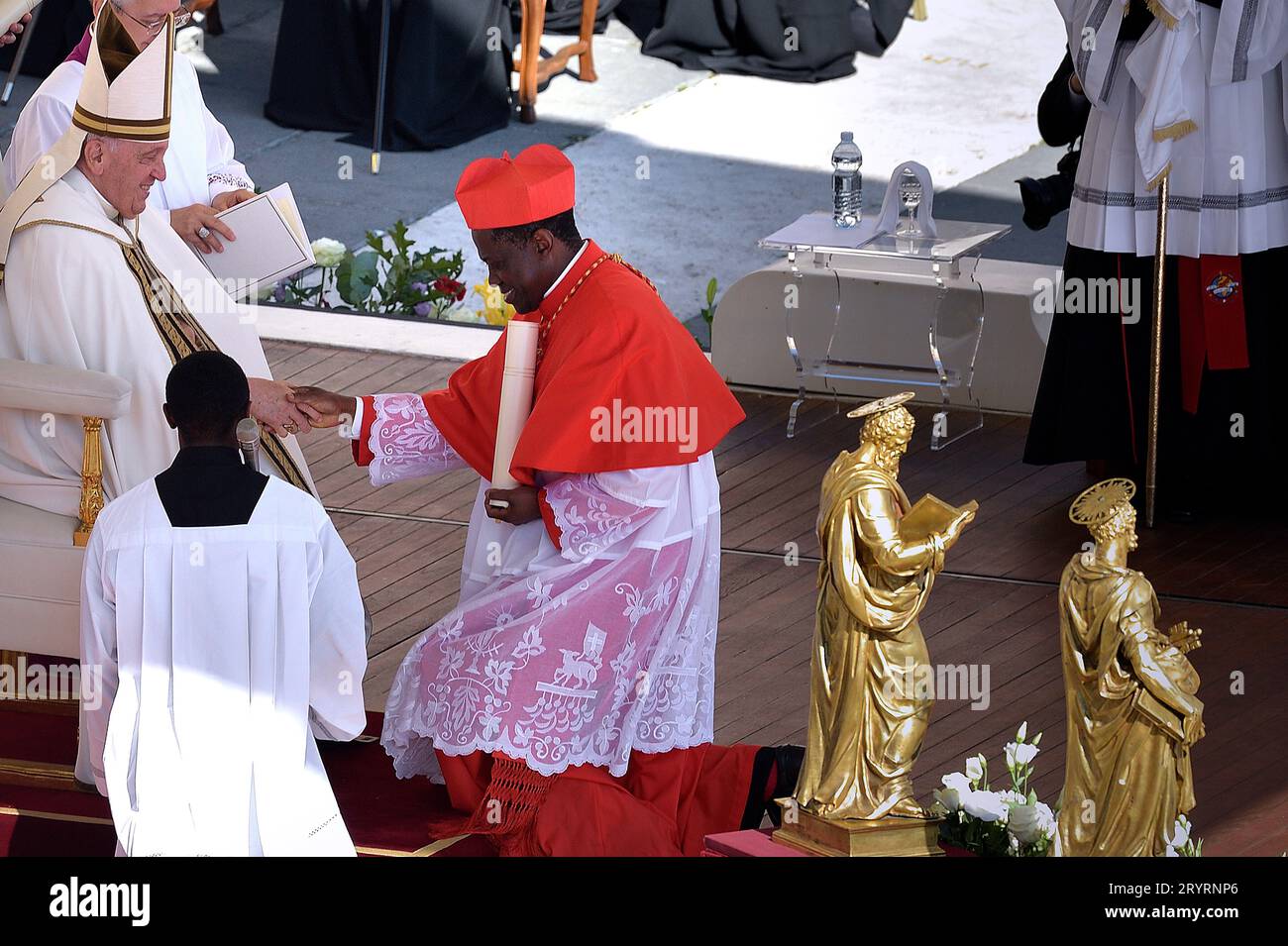 Cardinal protase rugambwa hi-res stock photography and images - Alamy