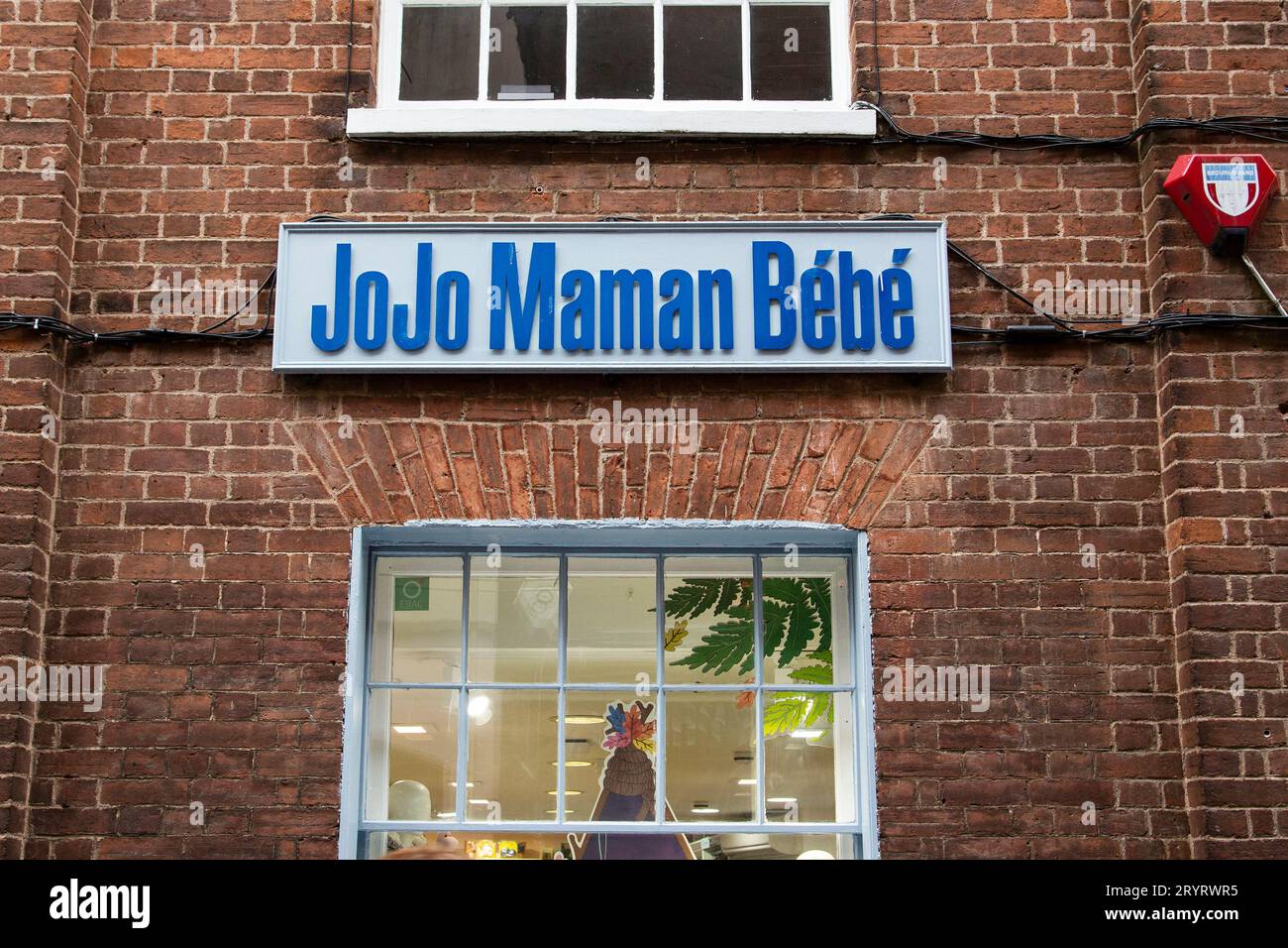 Blue shop front sign hi-res stock photography and images - Alamy