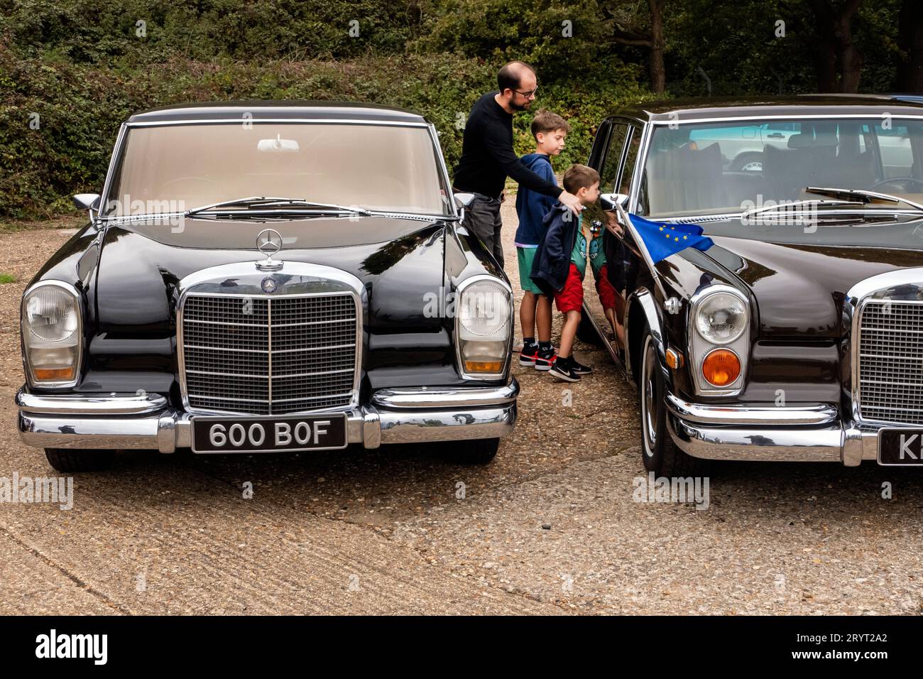 Cars mercedes benz hi-res stock photography and images - Page 2 - Alamy