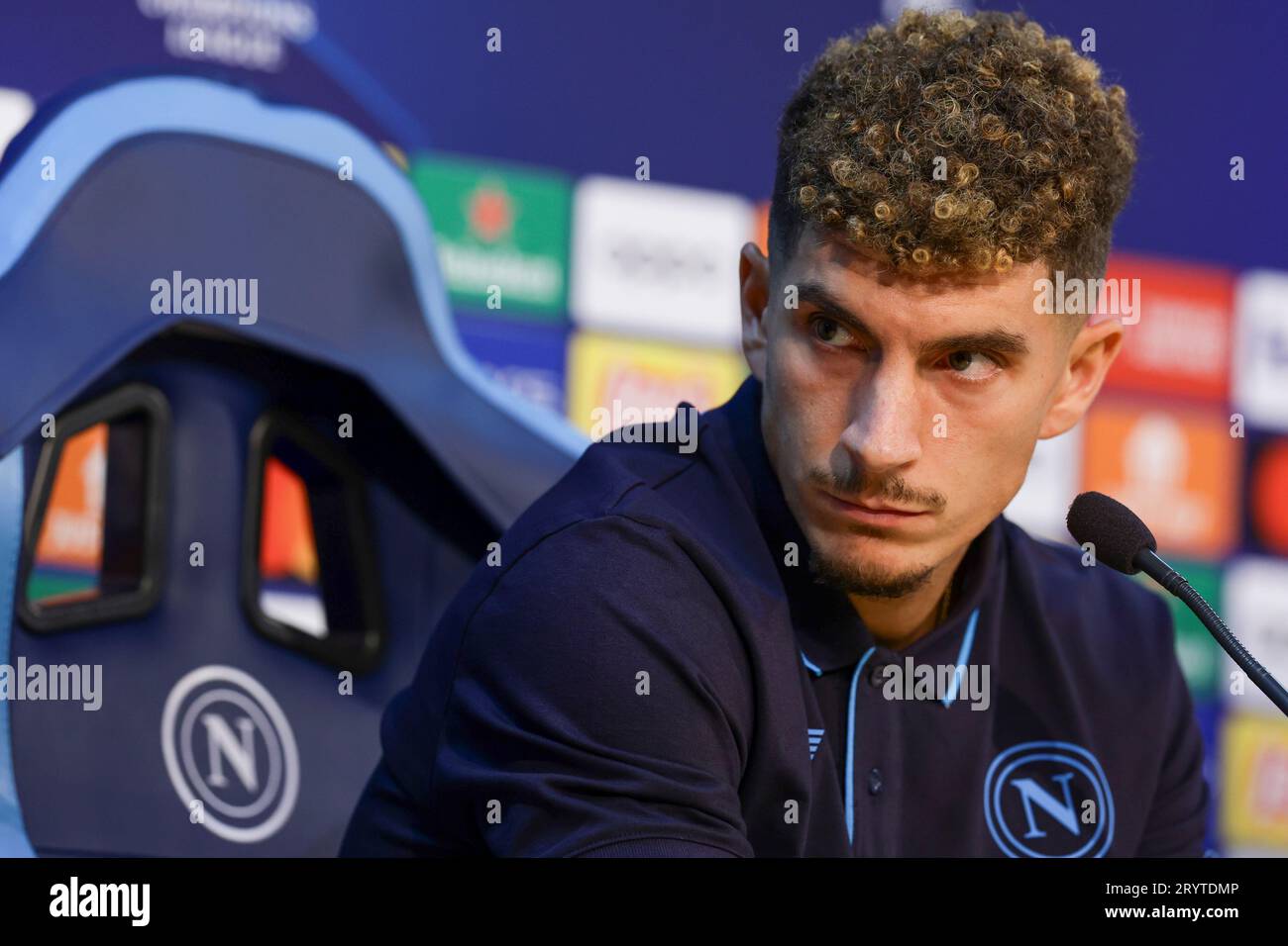 SSC Napoli's Italian defender Giovanni Di Lorenzo looks during the SSC