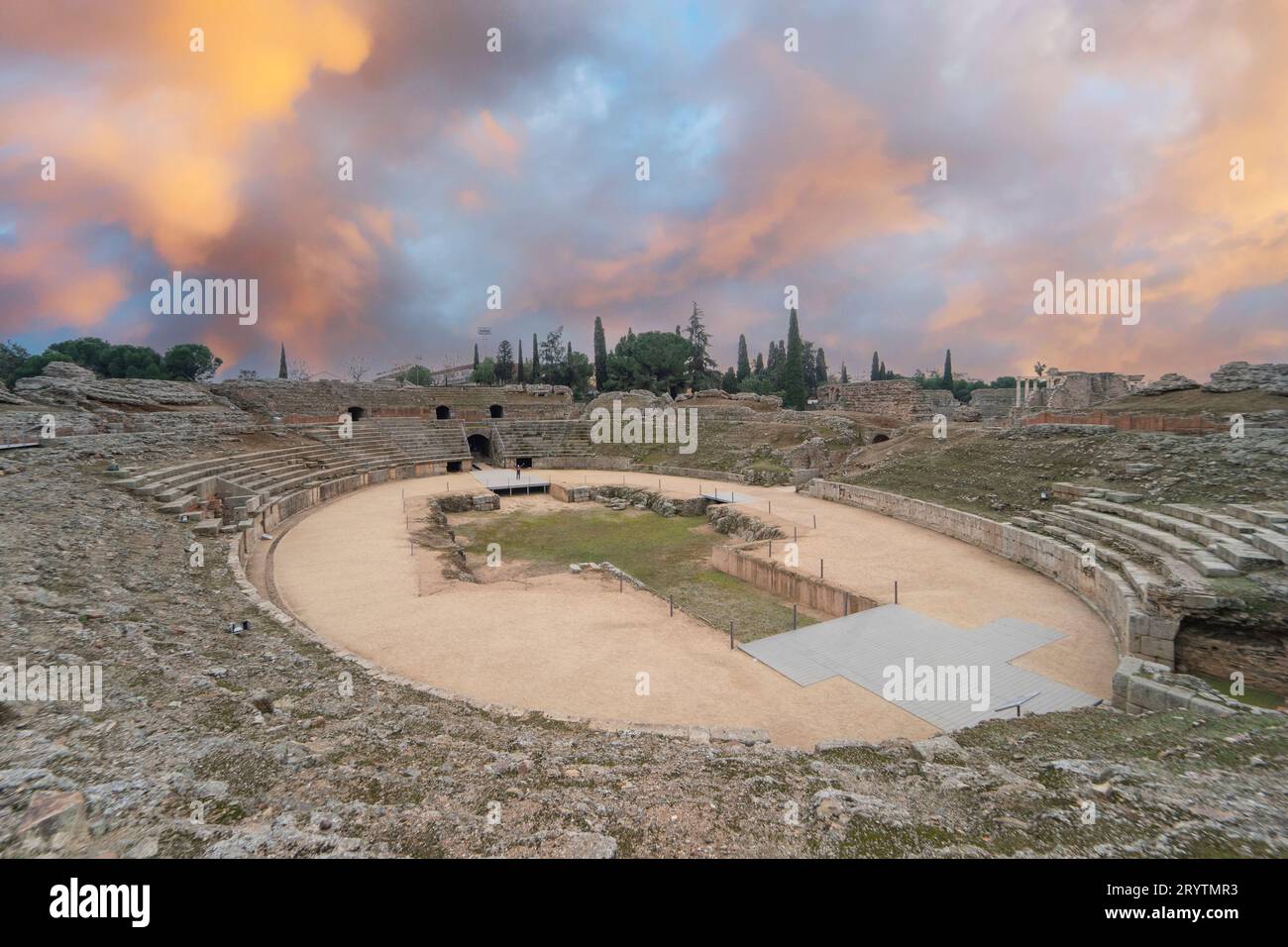 Gladiators fight roman antique hi-res stock photography and images - Alamy