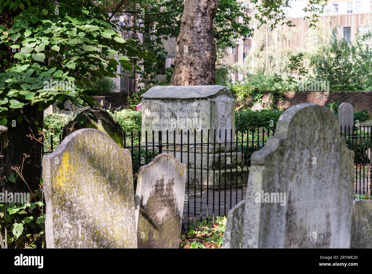 Bunhill Fields Burial Ground in Islington, resting place to many notable people. Stock Photo