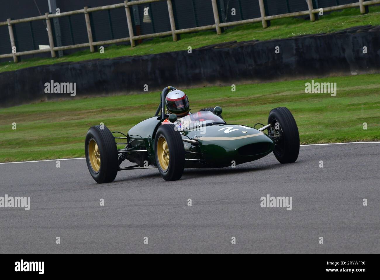 Alex Morton, Lotus-Climax 21, Glover Trophy, a 25 minute race for 1½ ...