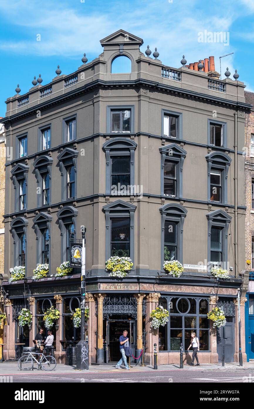The Ten Bells Pub in Commercial Street, Spitalfields, London E1. Stock Photo