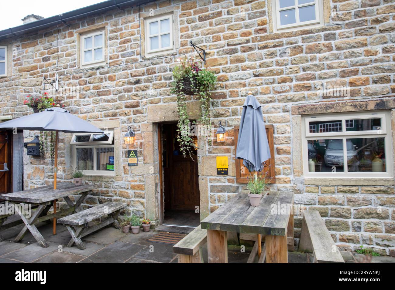 Barley Mow pub, restaurant and hotel in the Lancashire village of Barley, popular with those walking Pendle Hill,Lancashire,England,UK Stock Photo