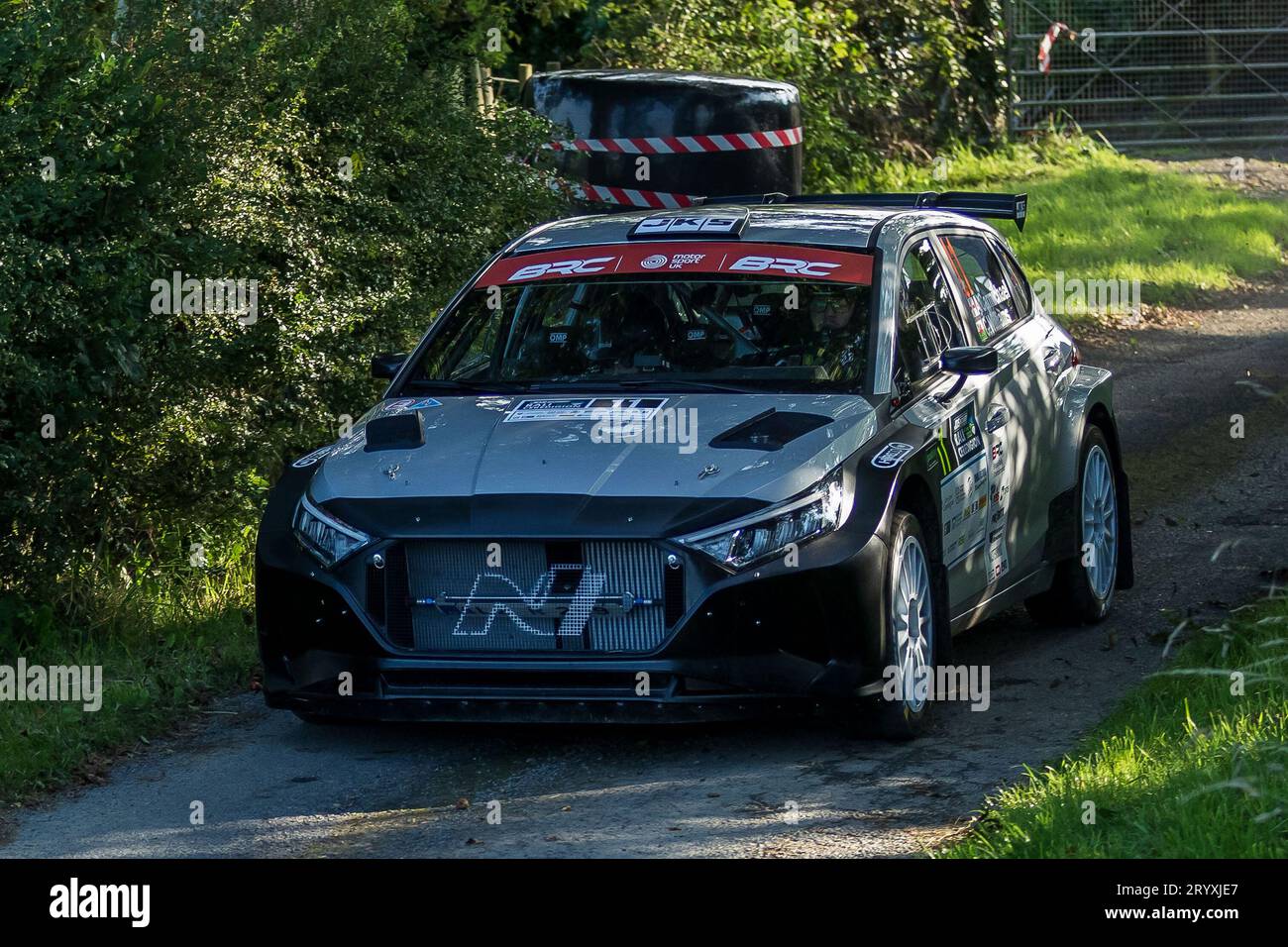 Ceredigion, Wales - 02 September 2023 Rali Ceredigion: Alan Carmichael and  Co-Driver Claire Williams in a Hyundai I20 Rally2 car 11 on stage SS1 Bort  Stock Photo - Alamy