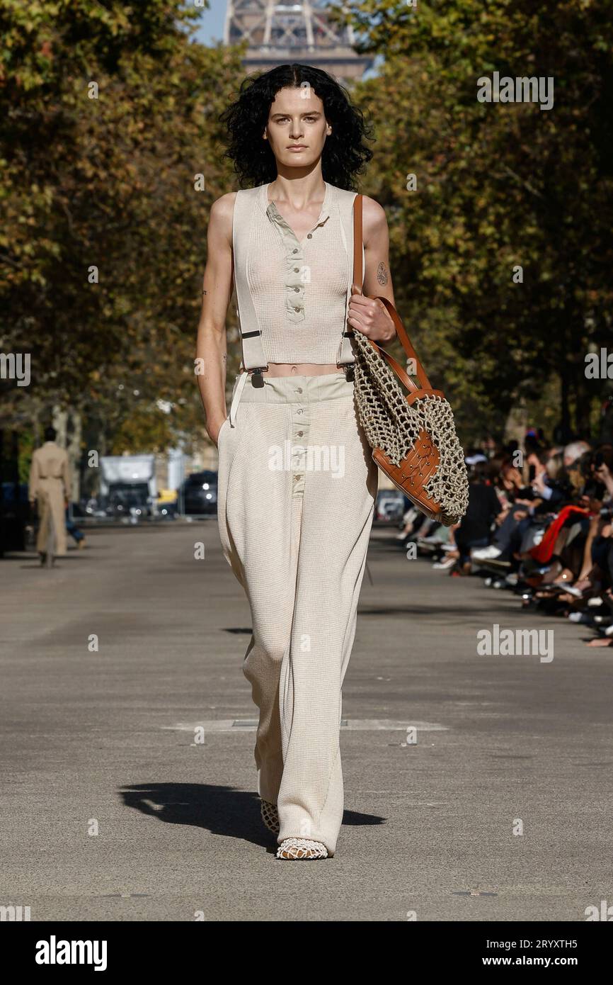 STELLA McCARTNEY Spring/Summer 2024 Runway during Paris Fashion Week ...