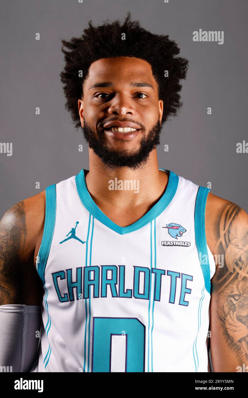 Charlotte hornets jersey Stock Vector Images - Alamy