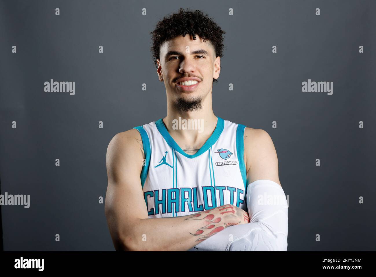 Charlotte Hornets guard LaMelo Ball (2) during the first half of an NBA  basketball game against the Phoenix Suns, Sunday, Dec. 19, 2021, in  Phoenix. (AP Photo/Rick Scuteri Stock Photo - Alamy