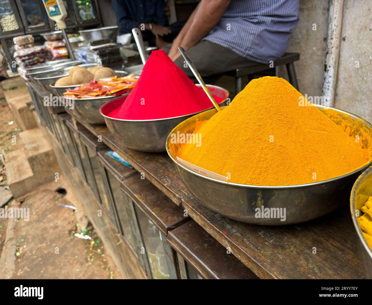 Exclusive day shots of people and flowers in KR market in Bengaluru Stock Photo
