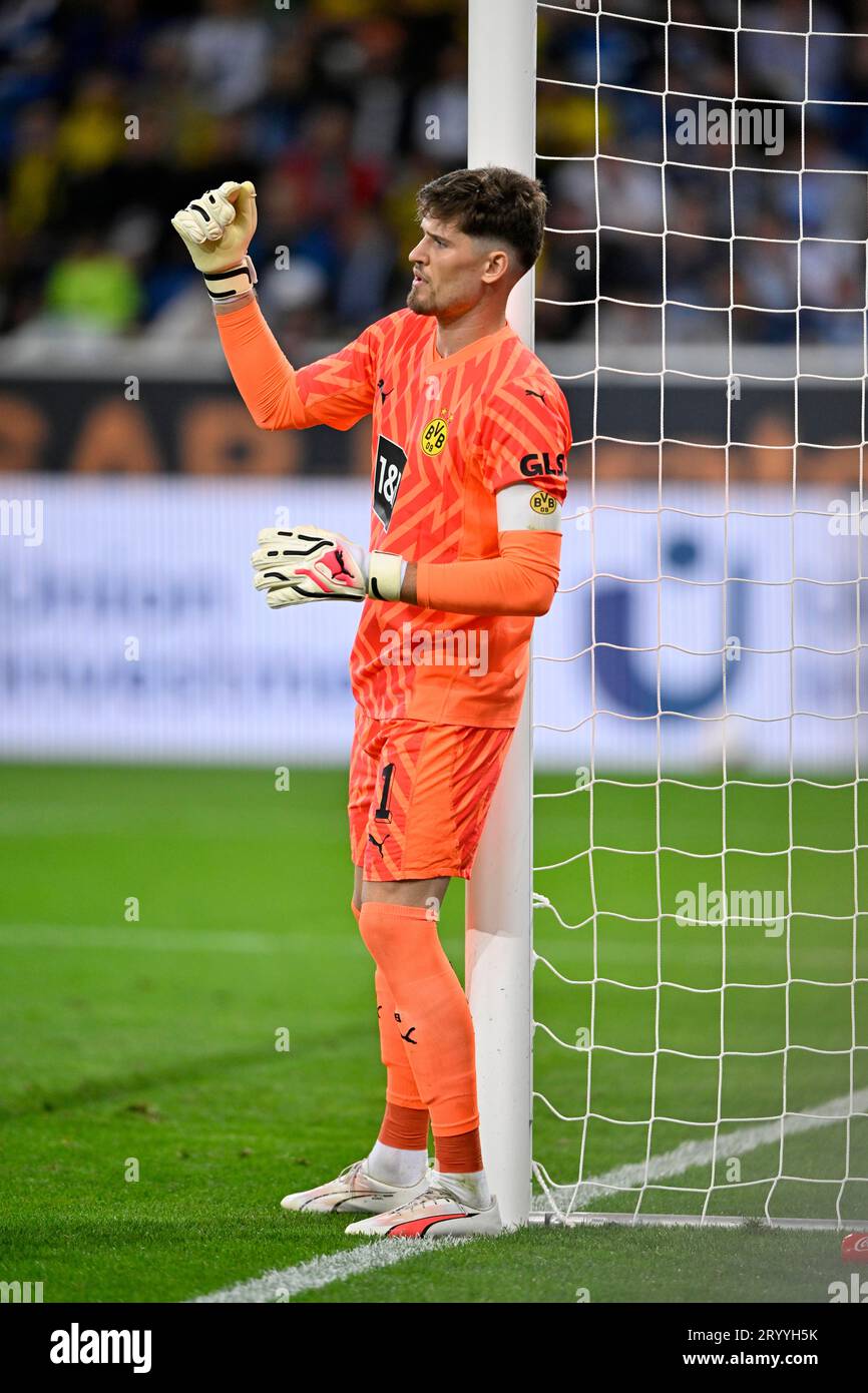 Goalkeeper Gregor Kobel Borussia Dortmund Bvb 01 Gesture Gesture