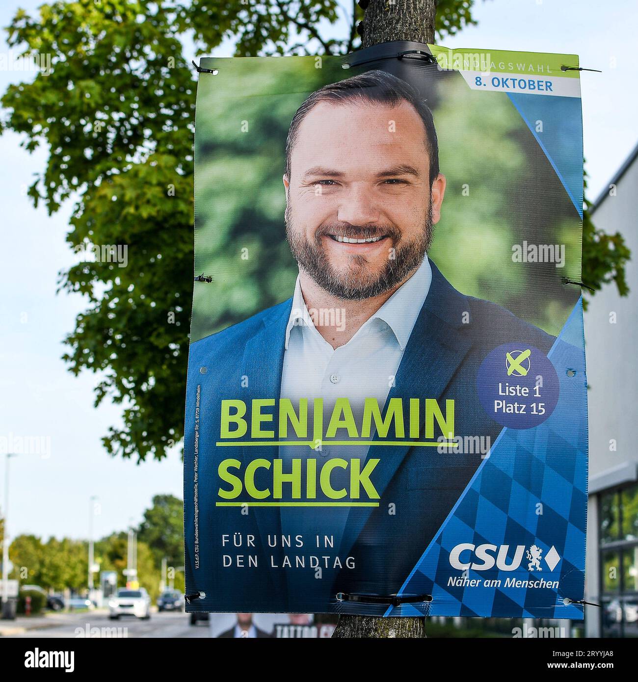 GER, Landtagswahl in Bayern 2023, Wahlplakate in Kaufbeuren/30.09.2023, Innovapark, Kaufbeuren, GER, Landtagswahl in Bayern 2023, Wahlplakate in Kaufbeuren, eine Woche vor der Landtagswahl sind zahlreiche Wahlplakate an den Ausfallstrassen zu sehen im Bild ein Wahlplakat der CSU mit Listenkandidat Benjamin Schick *** GER, state election in Bavaria 2023, election posters in Kaufbeuren 30 09 2023, Innovapark, Kaufbeuren, GER, state election in Bavaria 2023, election posters in Kaufbeuren, one week before the state election numerous election posters are to be seen at the arterial roads in the p Stock Photo