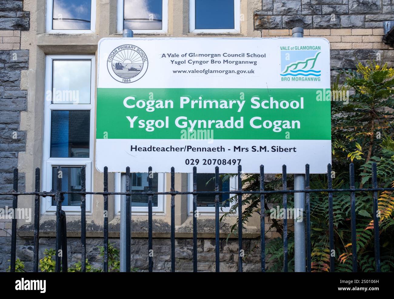 Primary schoolchildren wales hi-res stock photography and images - Alamy