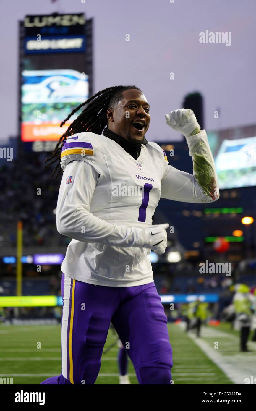 Minnesota Vikings cornerback Shaquill Griffin (1) walks off the field
